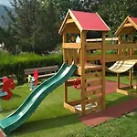 Semesterbostad Franca Nature Holidays Rezzo